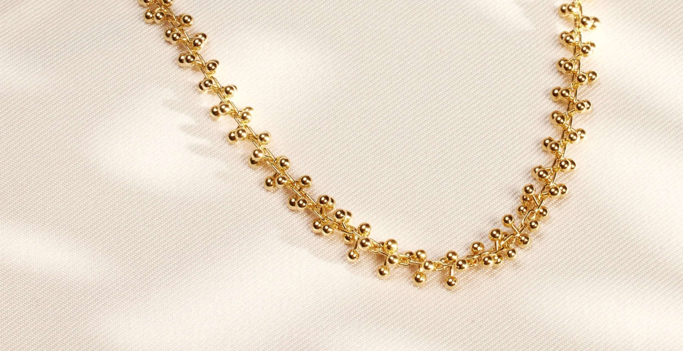 The Benefits of Wearing Gold-Plated Jewelry: A Smart Choice for Style and Budget