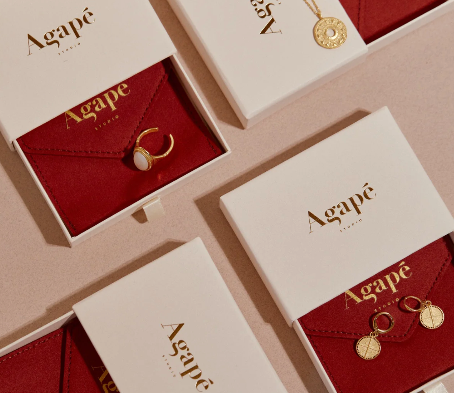 Why Gold-Plated Jewelry Makes the Perfect Gift